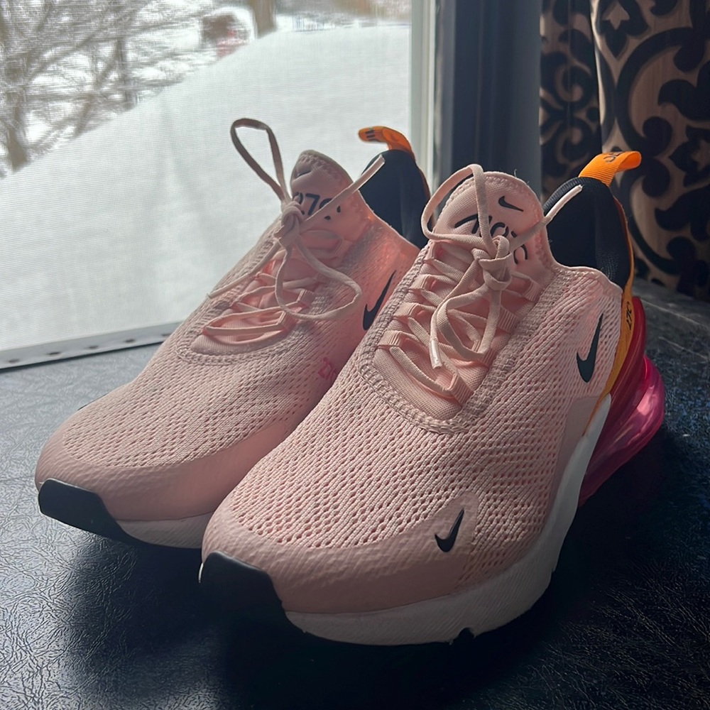 Women’s Airmax 270